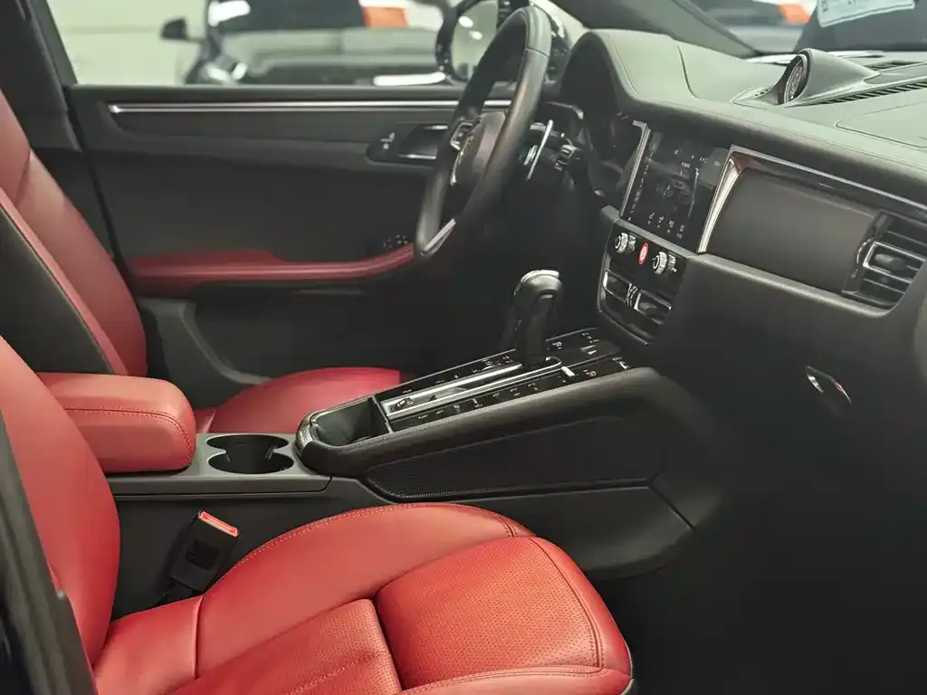 Porsche Macan 2023 из CN, фото 10