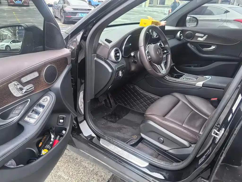 Mercedes-Benz GLC 2021 из CN, фото 4