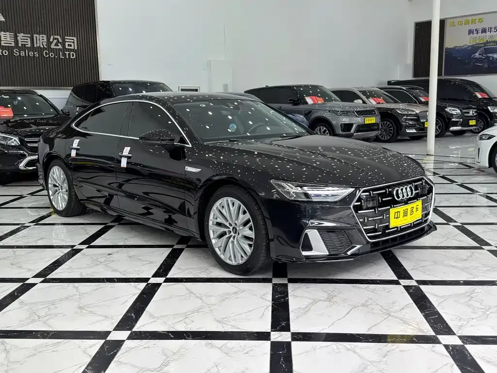 Audi A7L — фото 7