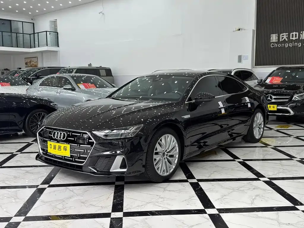 Audi A7L — фото 8