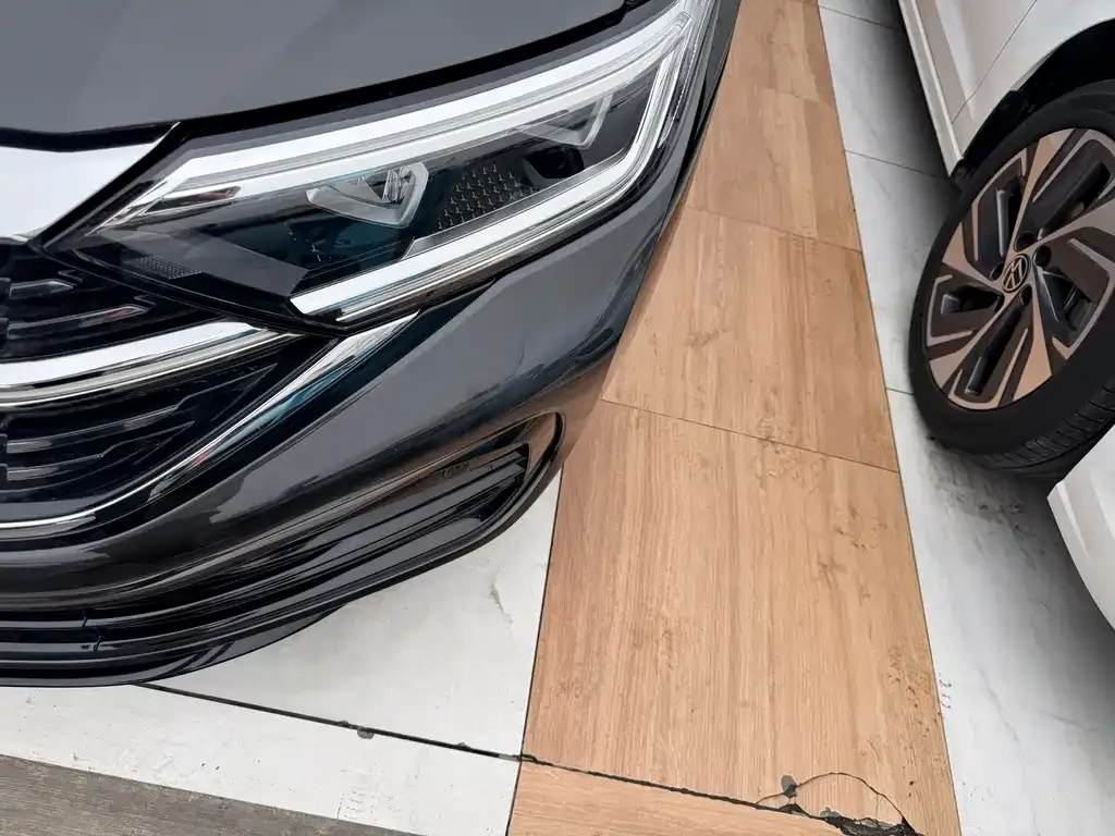 Volkswagen Sagitar 2023 из CN, фото 10