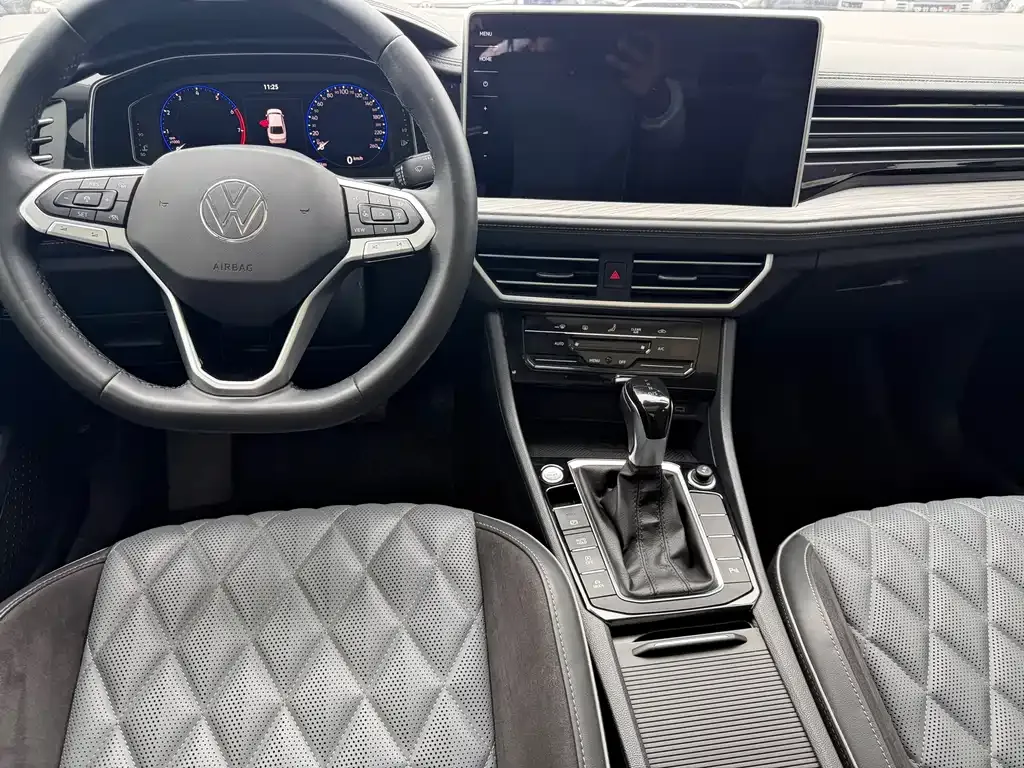 Volkswagen Sagitar 2023 из CN, фото 8