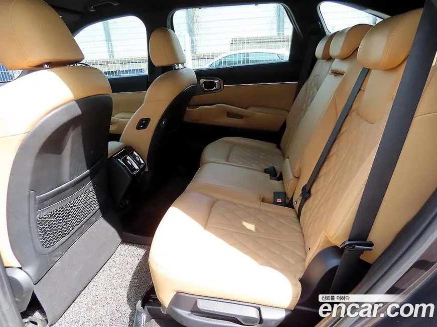 Kia Sorento — фото 3
