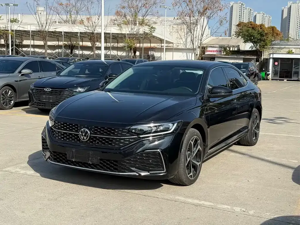 Volkswagen Passat 2024 из CN, фото 1