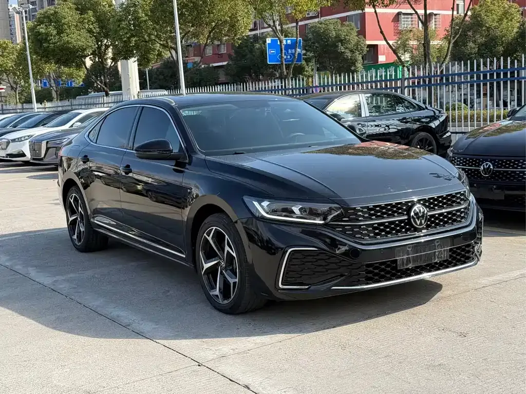 Volkswagen Passat 2024 из CN, фото 7