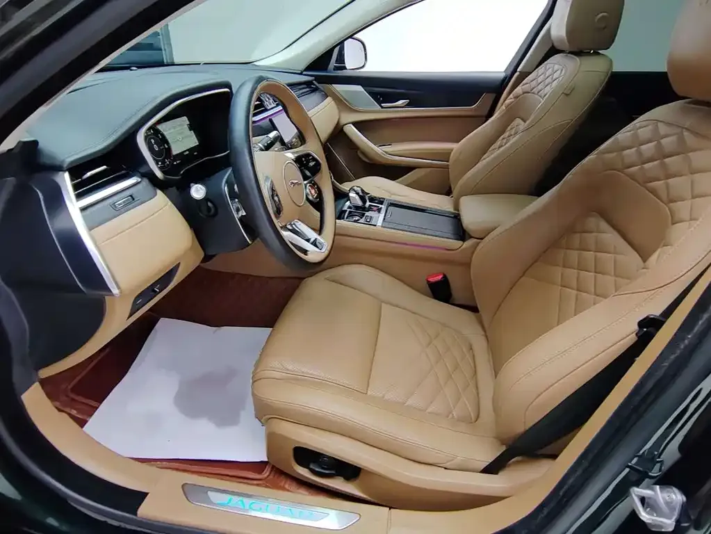 Jaguar XFL 2022 из CN, фото 9