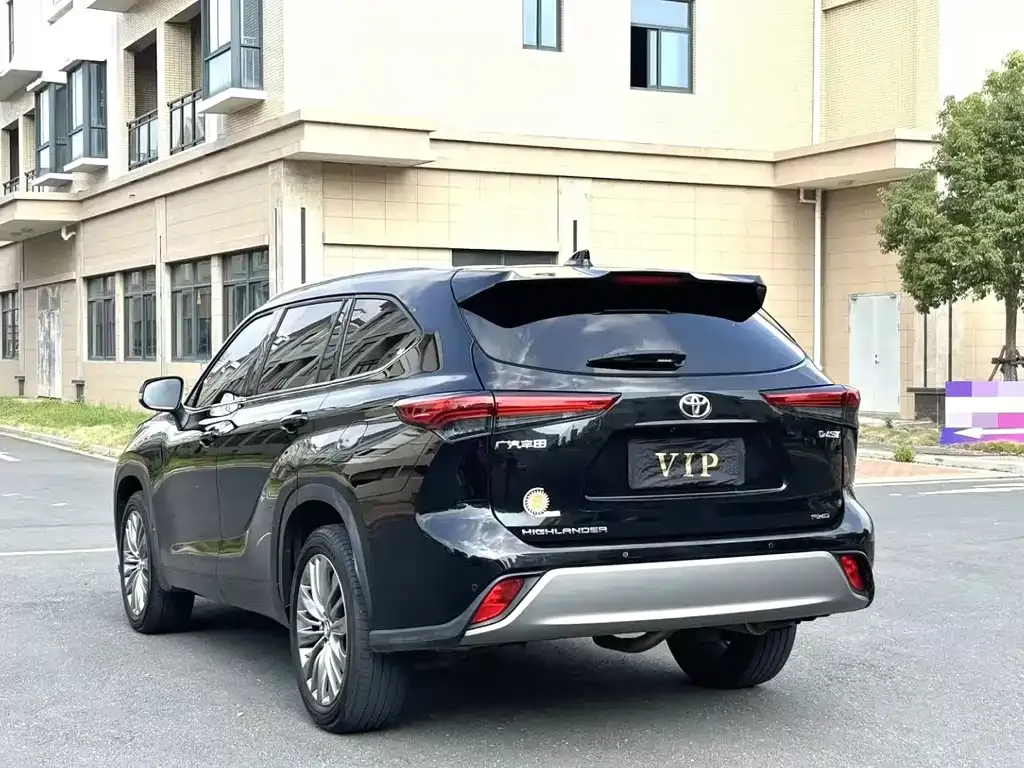 Toyota Highlander — фото 3