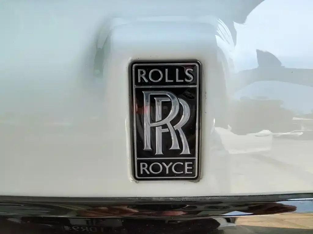 Rolls-Royce Cullinan — фото 2