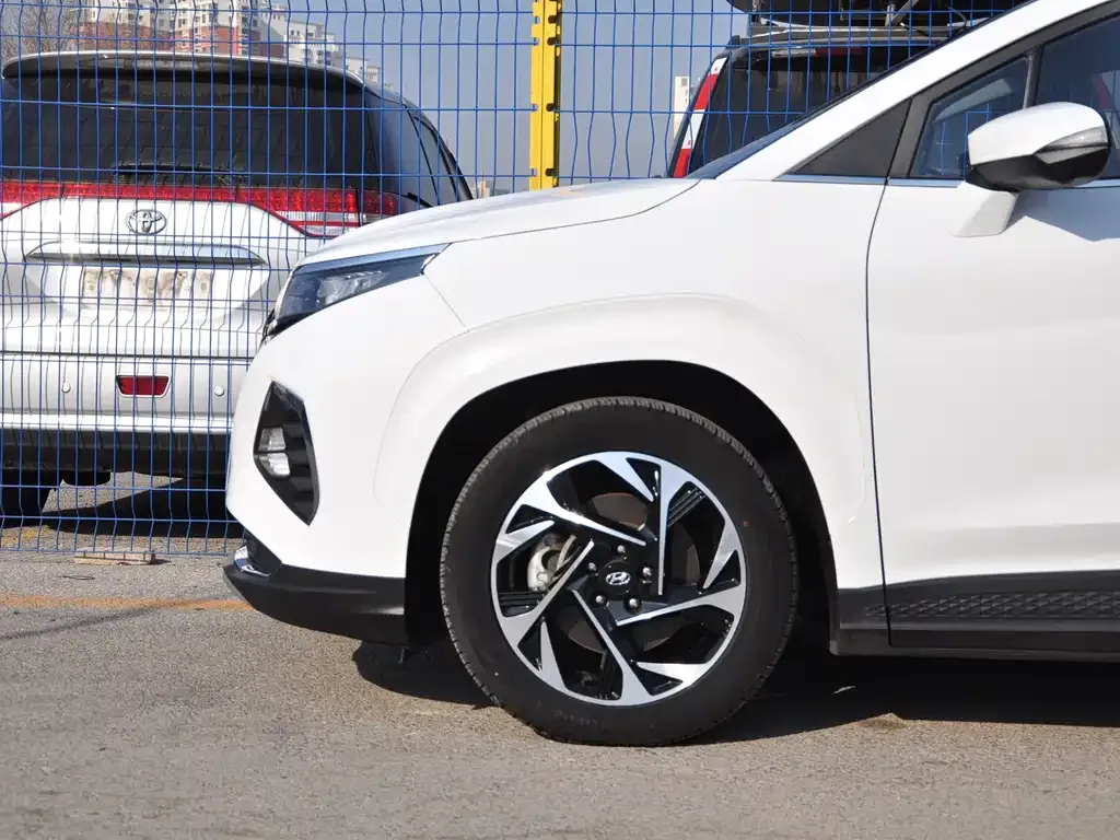 Hyundai Custo — фото 6