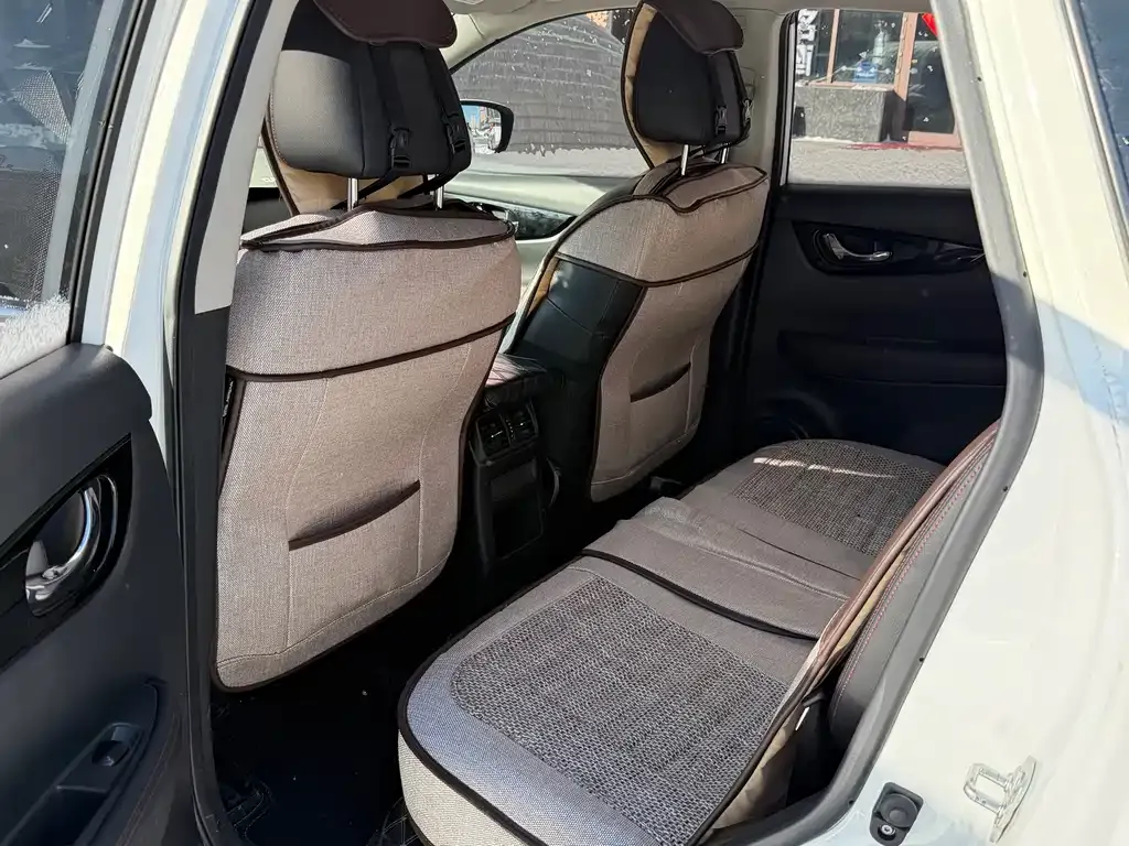 Nissan Qashqai 2022 из CN, фото 2
