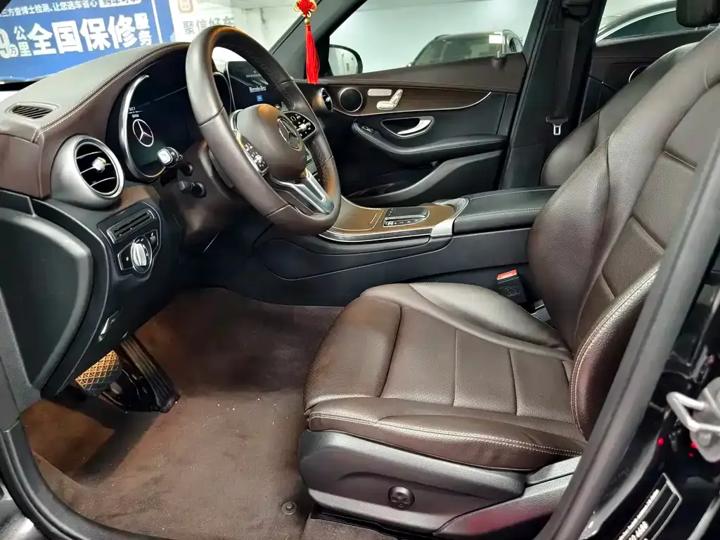 Mercedes-Benz GLC 2023 из CN, фото 3