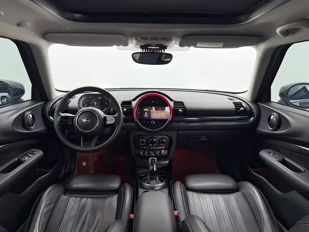 MINI Clubman — фото 8