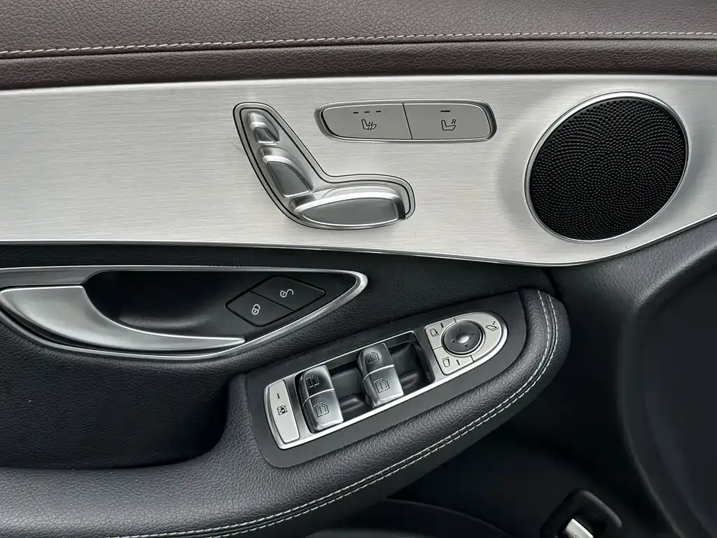 Mercedes-Benz GLC — фото 10