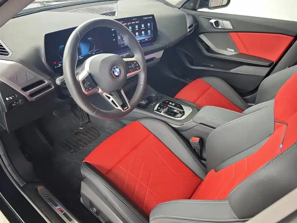 BMW 2 Series 2025 из CN, фото 4