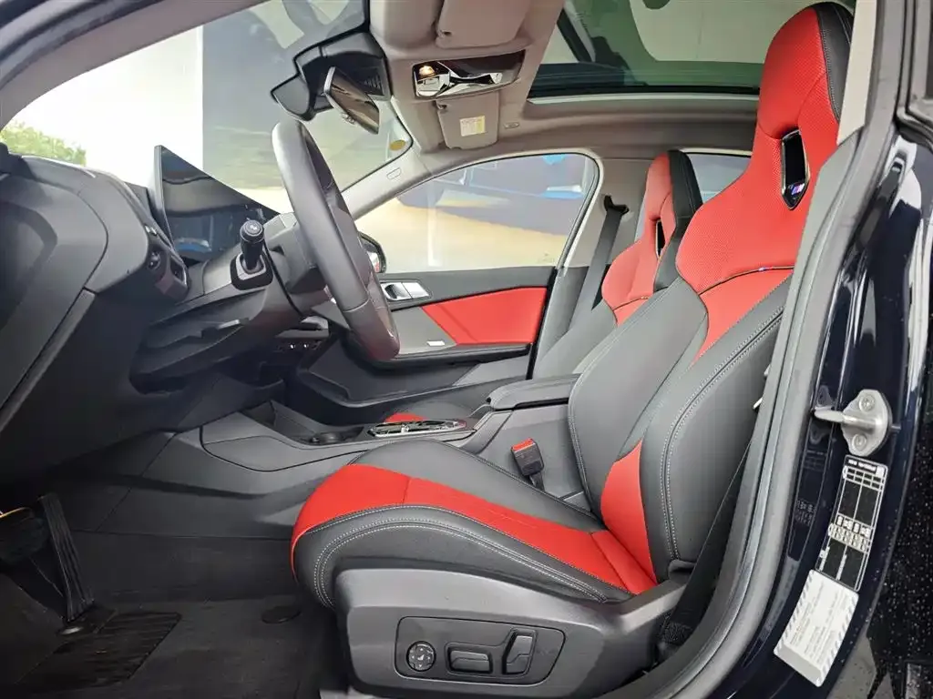 BMW 2 Series 2025 из CN, фото 10
