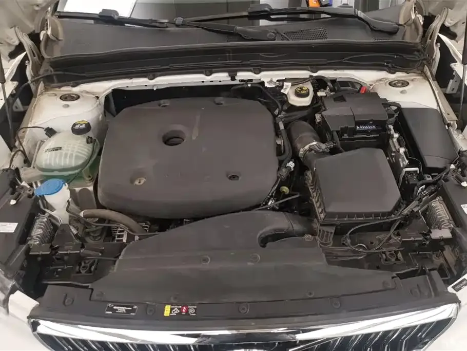 Volvo XC40 2021 из CN, фото 9