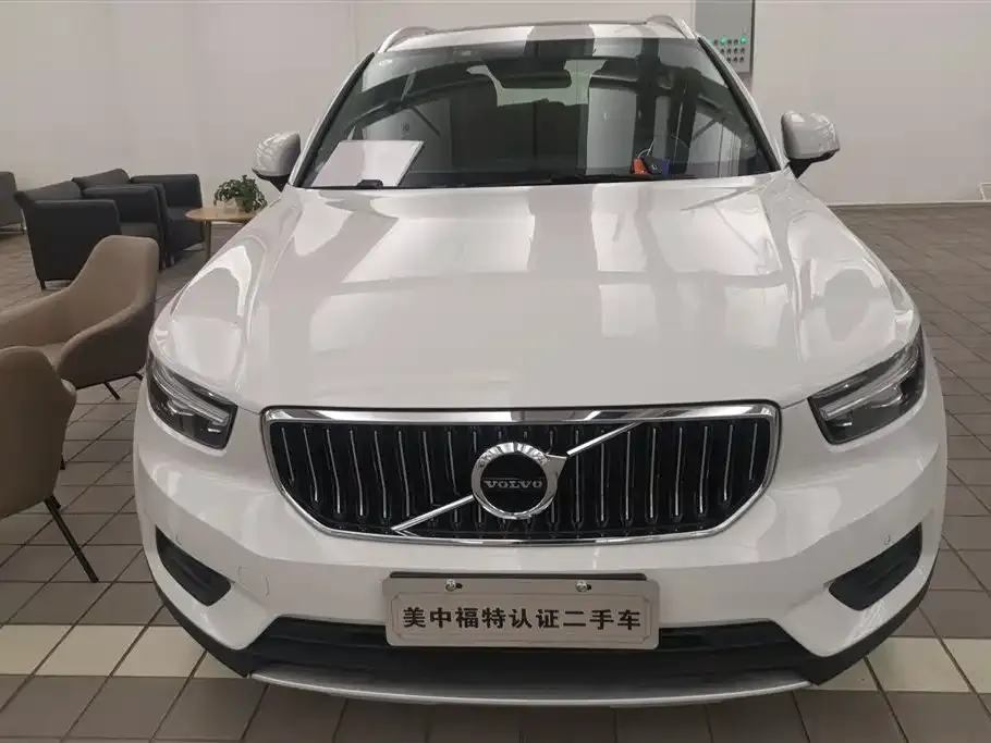 Volvo XC40 2021 из CN, фото 4
