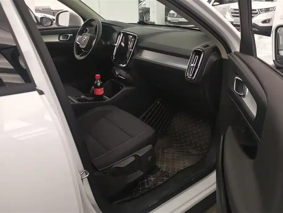 Volvo XC40 2021 из CN, фото 8