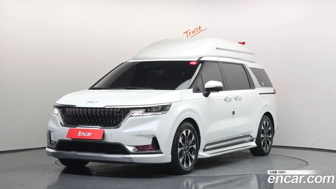 Kia Carnival — фото 1