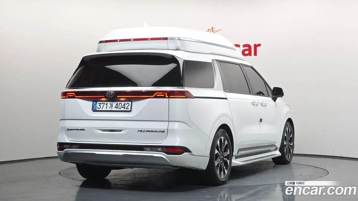 Kia Carnival — фото 2