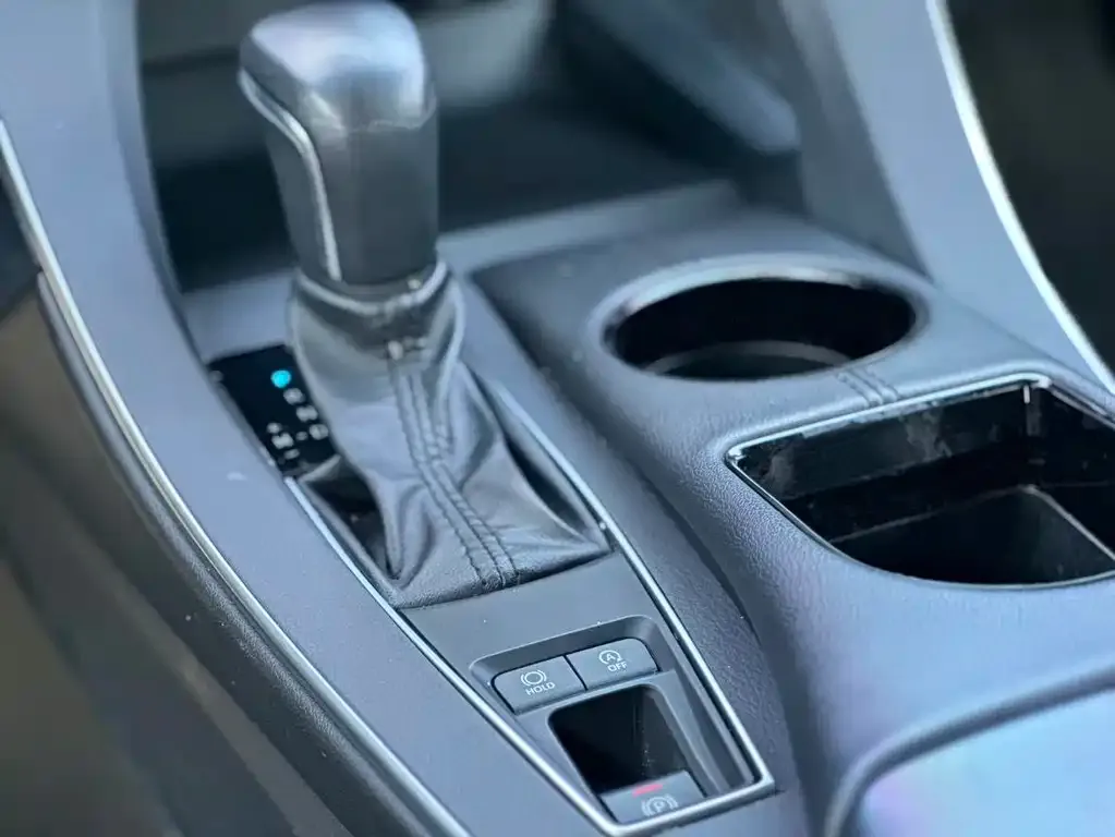 Toyota Avalon — фото 6