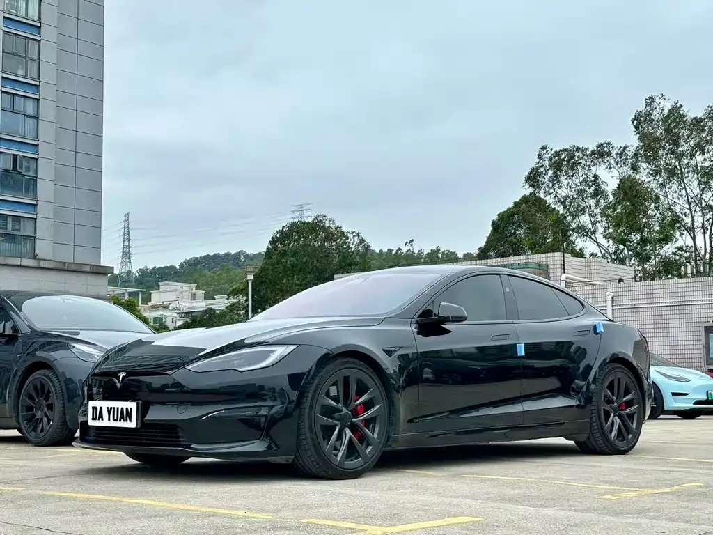 Tesla Model S