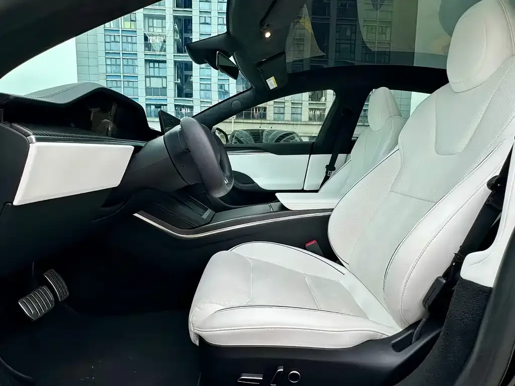 Tesla Model S 2024 из CN, фото 3