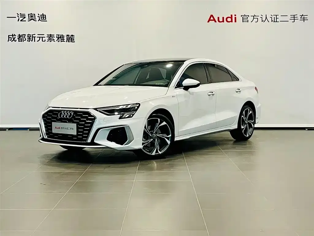 Audi A3 2023 из CN, фото 1