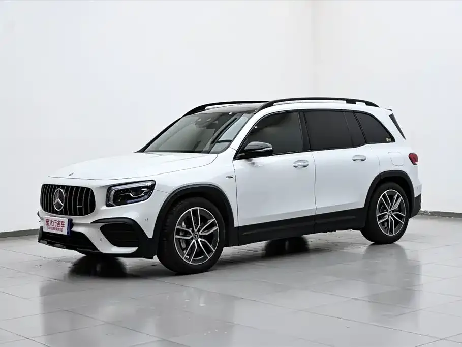 Mercedes-Benz GLB AMG — фото 7
