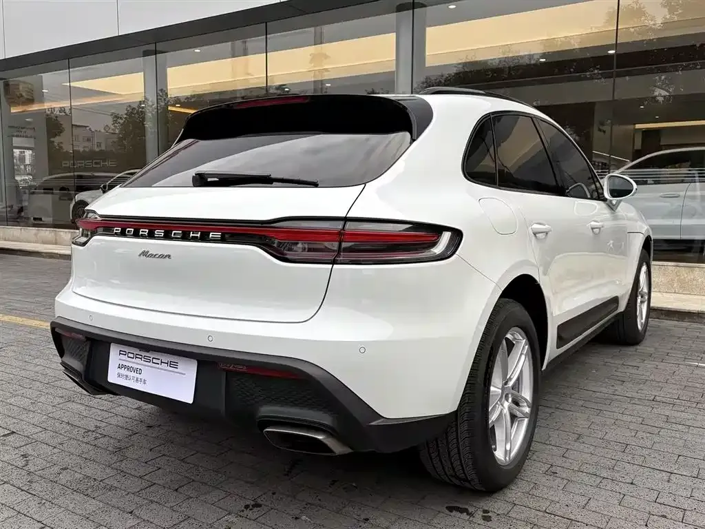 Porsche Macan — фото 6