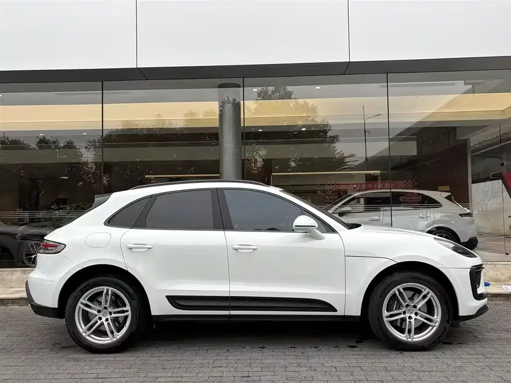Porsche Macan — фото 3