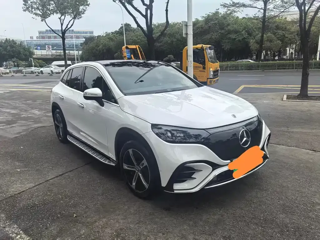 Mercedes-Benz EQE SUV 2025 из CN, фото 8