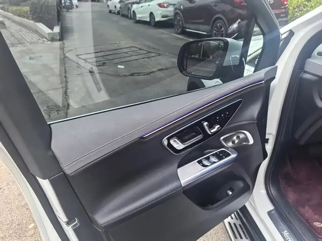 Mercedes-Benz EQE SUV 2025 из CN, фото 5