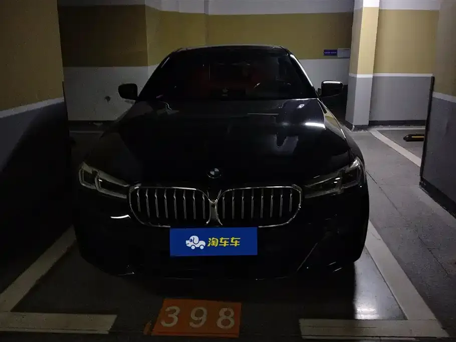 BMW 5 Series 2023 из CN, фото 5