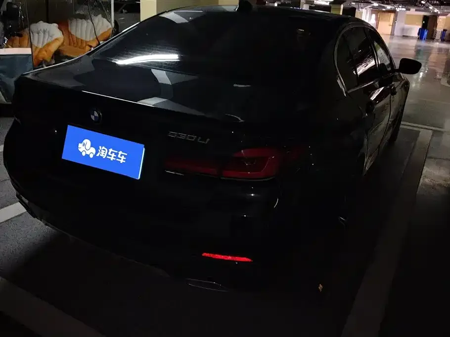 BMW 5 Series 2023 из CN, фото 6