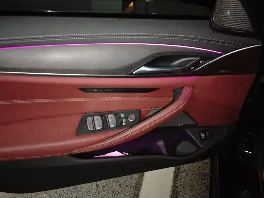 BMW 5 Series 2023 из CN, фото 3