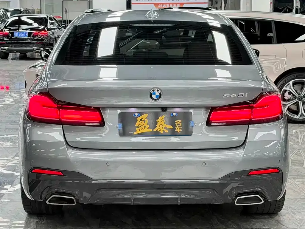 BMW 5 Series (Import) — фото 6