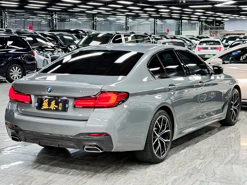 BMW 5 Series (Import) — фото 10