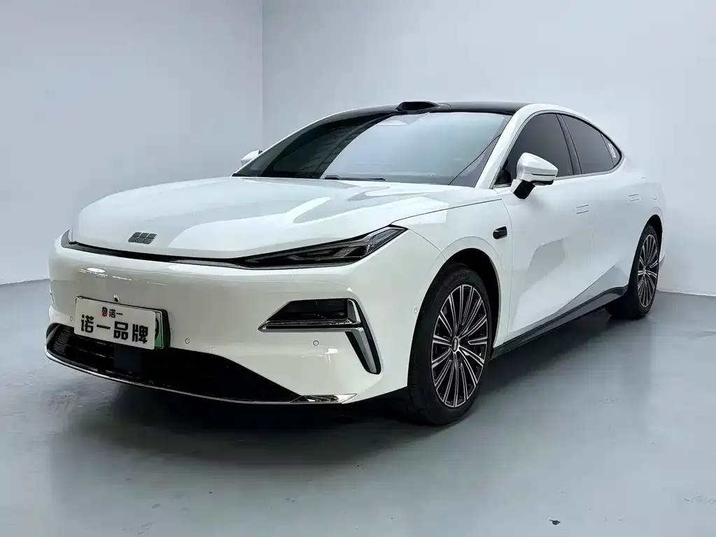Geely Galaxy Xingyao 8 2025 из CN, фото 1