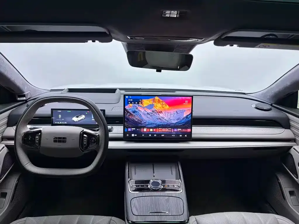 Geely Galaxy Xingyao 8 2025 из CN, фото 6