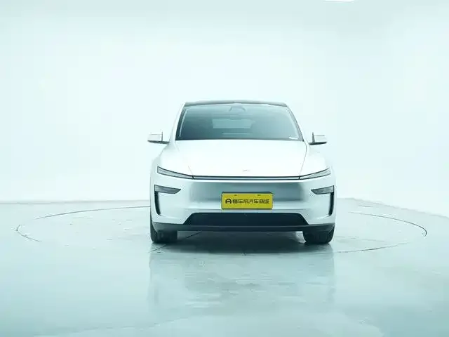 Tesla Model Y 2025 из CN, фото 2