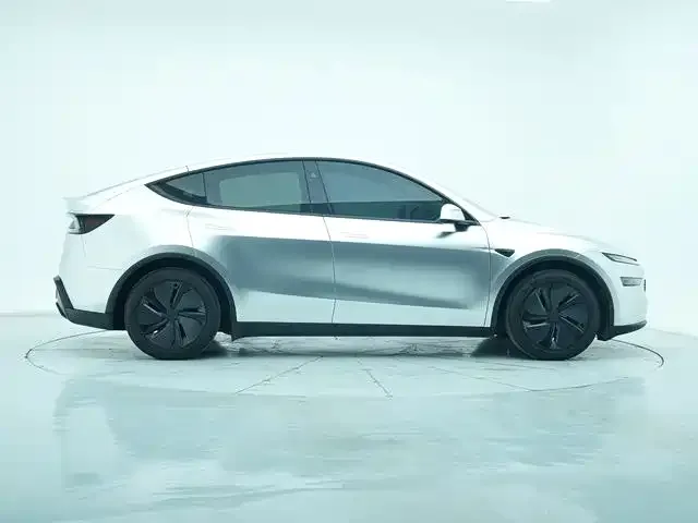 Tesla Model Y 2025 из CN, фото 7