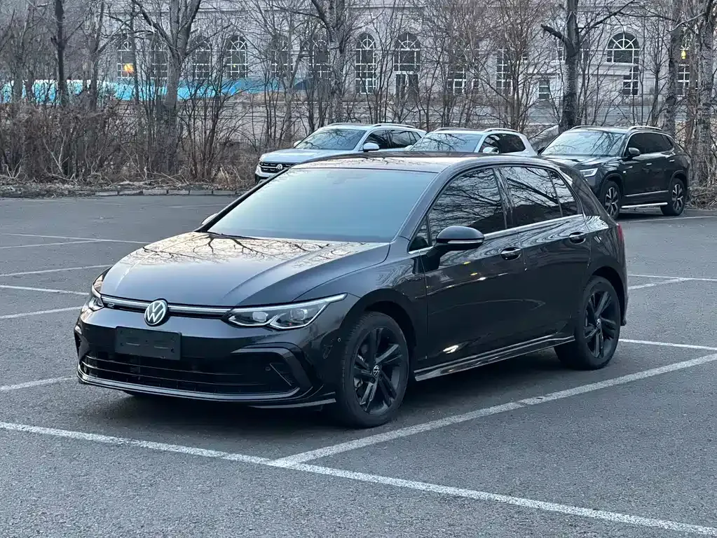 Volkswagen Golf 2022 из CN, фото 1