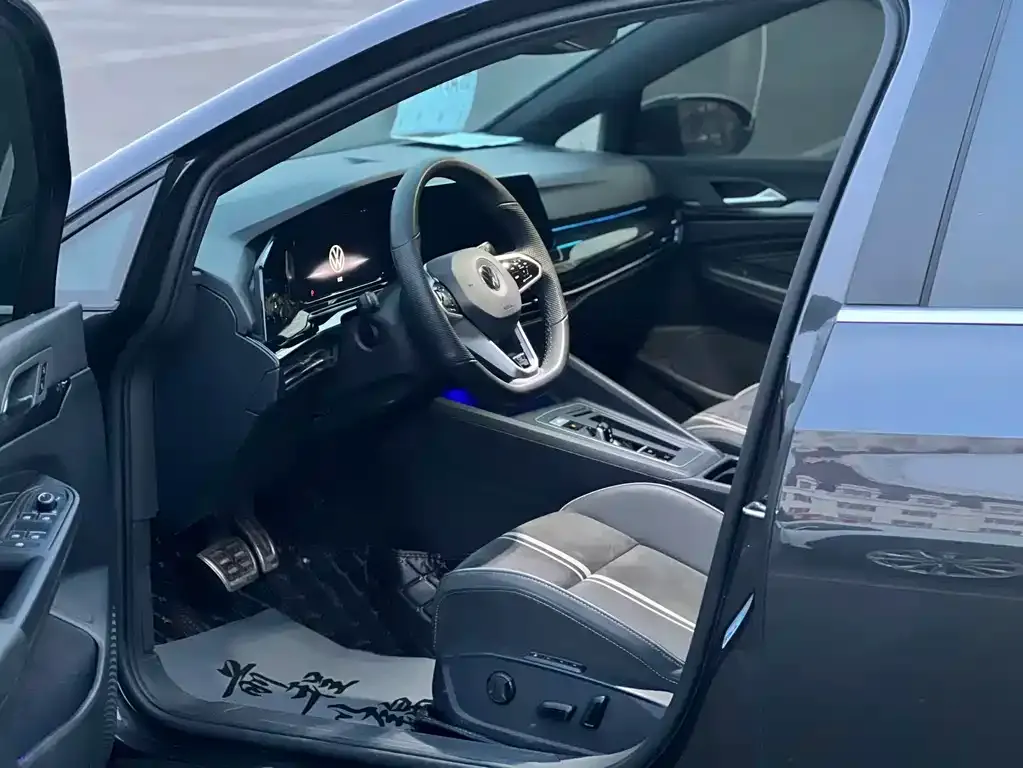 Volkswagen Golf 2022 из CN, фото 4