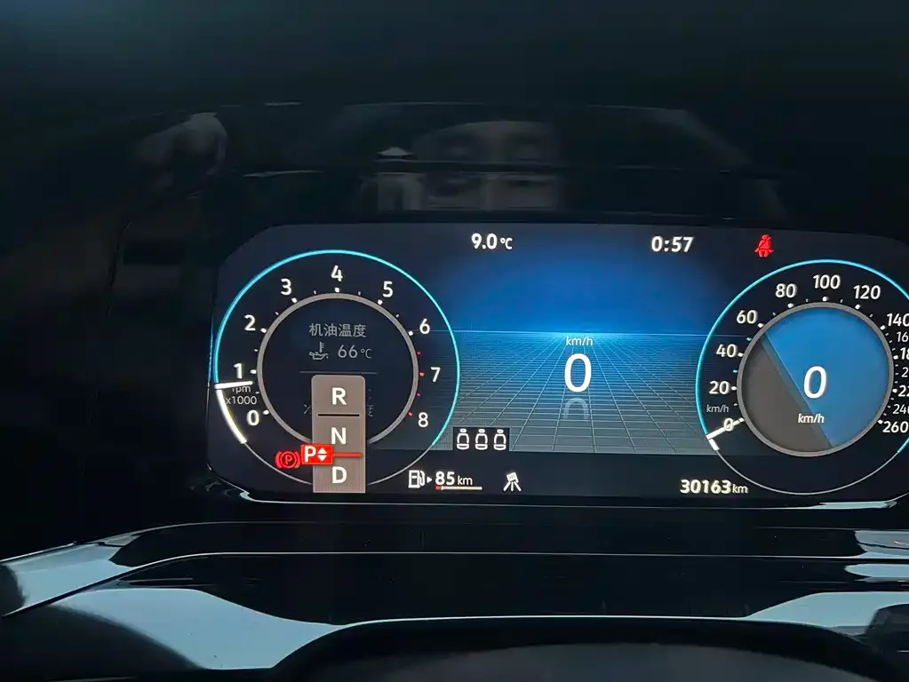 Volkswagen Golf 2022 из CN, фото 3