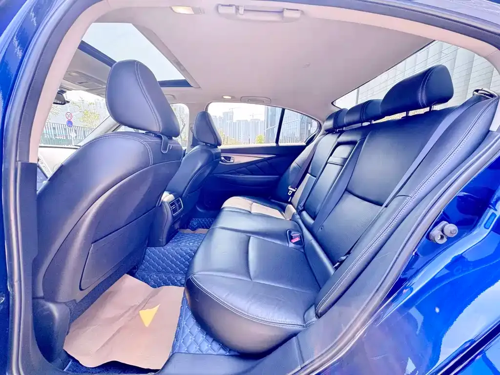 Infiniti Q50L 2021 из CN, фото 5