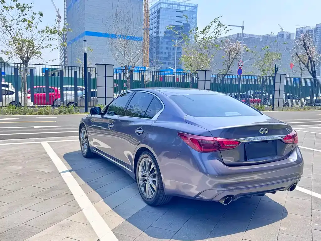 Infiniti Q50L 2021 из CN, фото 7