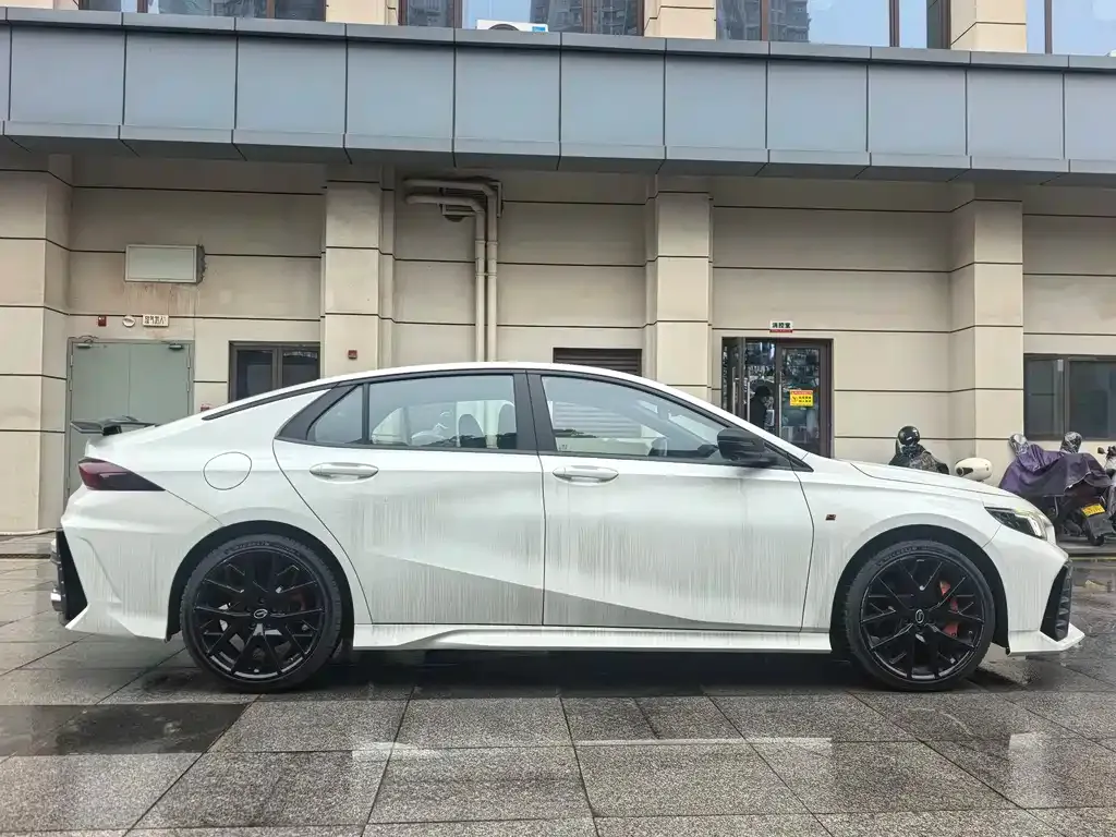 GAC Motor Shadow Leopard — фото 3