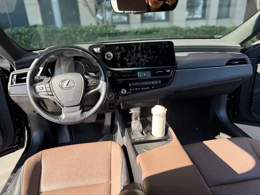 Lexus ES 2024 из CN, фото 5