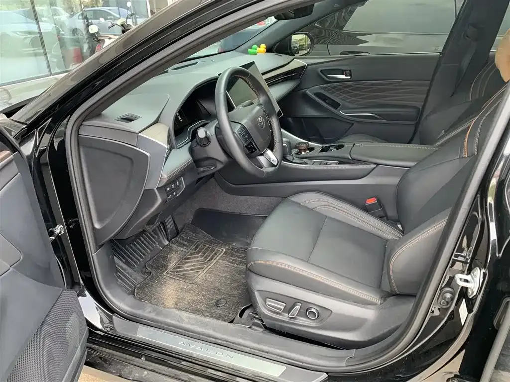 Toyota Avalon 2025 из CN, фото 4
